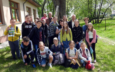 Ucznowie Szkoły Podstawowej w Okszowie