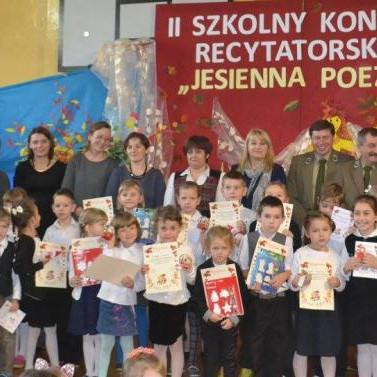 „JESIEŃ W POEZJI” – KONKURS RECYTATORSKI 