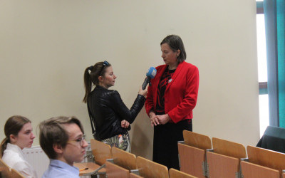 Pani prof. dr hab. Irena Pidek  - Przewodniczące Komitetu OWE udziela wywiadu
