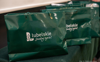 Upominki ufundowane przez Urząd Marszałkowski w Lublinie (2)