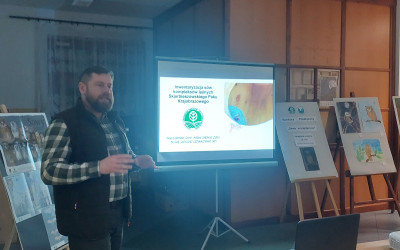 Dyrektor ZLPK opowiada o inwentaryzacji sów na terenie Skierbieszowskiego Parku Krajobrazowego – spotkanie w Konstantynowie