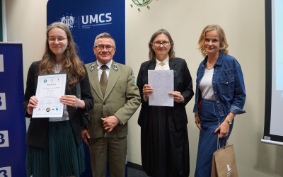 Laureatka Florentyna Bolibok z opiekunem