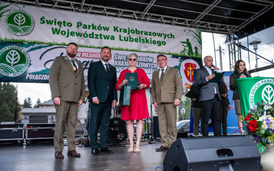 Pani Anna Pietrusik Dyrektor MCKSiR w Terespolu po odznaczeniu
