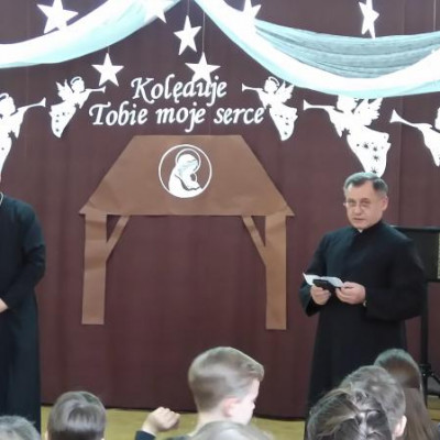 „KOLĘDOWANIE NA POGRANICZU KULTUR” W BRZEŹNIE