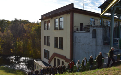 Zwiedzanie elektrowni wodnej na rzece Wda w Gródku