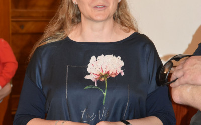 Dr Grażyna Szymczak - Dyrektor Ogrodu Botanicznego UMCS otwiera wystawę Kwiaty Gór