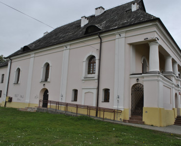 SYNAGOGA W MODLIBORZYCACH