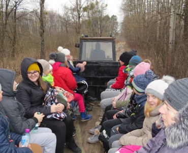 „Zimowym Tropem” przez Chełmski Park Krajobrazowy w wiosennym klimacie