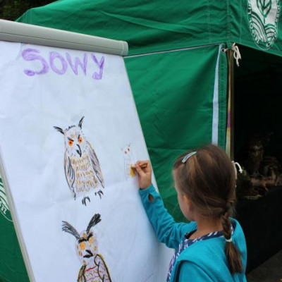 STOISKO PRZYRODNICZE PARKÓW KRAJOBRAZOWYCH NA PIKNIU ŁOWIECKIM W KUMOWEJ DOLINIE