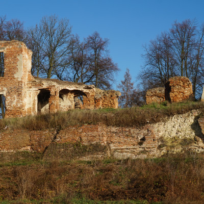 Zawieprzyce – tajemnicze ruiny i makabryczna legenda